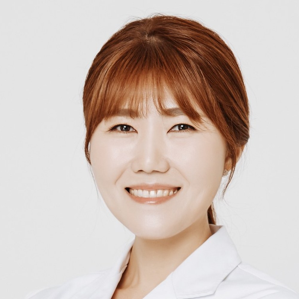 서울바른교정치과 부산점 대표원장 · 치과교정과 전문의